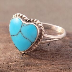 Vintage Southwestern Blue Turquoise Heart Cable Set Bezel Ring